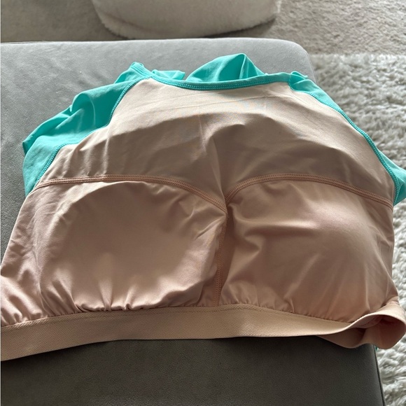 Coolibar Kawela Swim Top Padded UPF 50+ Sun Protection Built in Bra - Picture 5 of 5